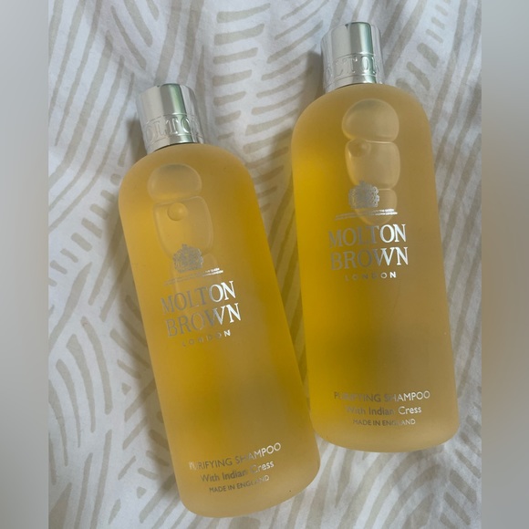 Full Size Molton Brown Shampoo - Picture 2 of 2